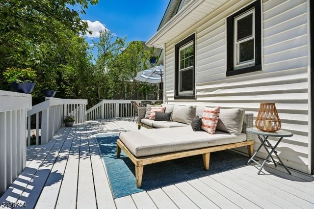 32 Rutgers St, Maplewood Twp., NJ 07040