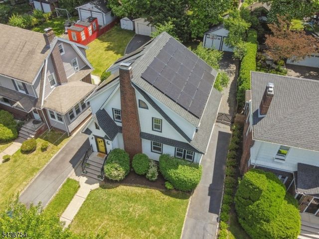 32 Rutgers St, Maplewood Twp., NJ 07040