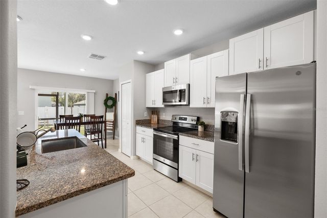 36412 GARDEN WALL WAY, Zephyrhills, FL 33541