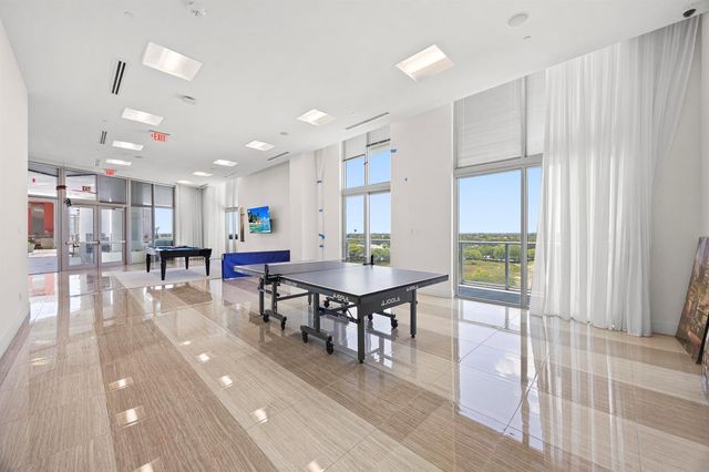 2000 Metropica Way 802, Sunrise, FL 33323