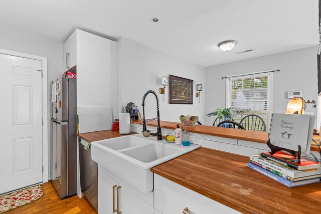 140 Alston Circle, Goose Creek, SC 29445