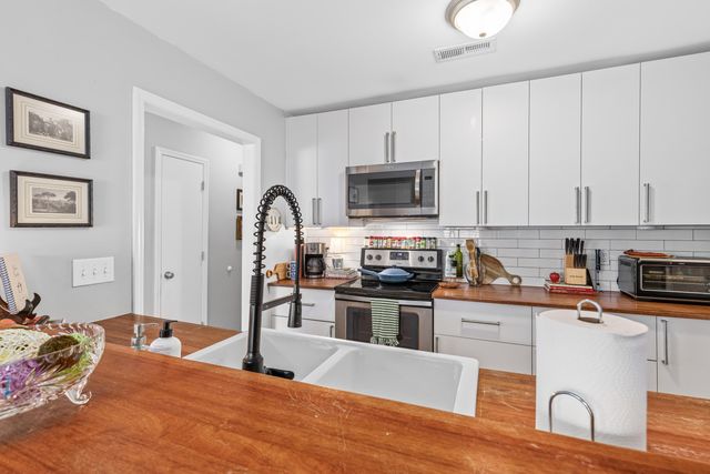 140 Alston Circle, Goose Creek, SC 29445