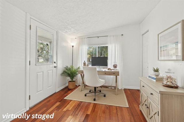 6305 S MACDILL AVENUE, Tampa, FL 33611