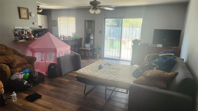 8718 Glen Shadow Drive, Houston, TX 77088