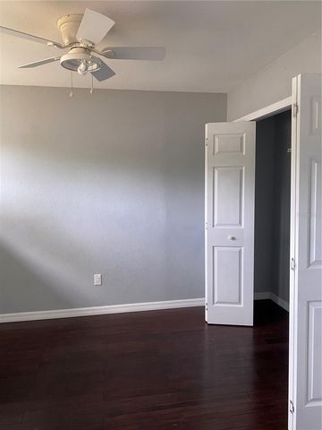 4394 SANDNER DRIVE, Sarasota, FL 34243