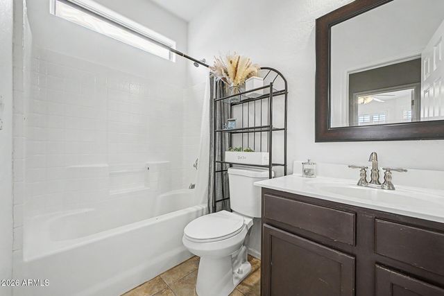 6757 W Tether Trail, Peoria, AZ 85383