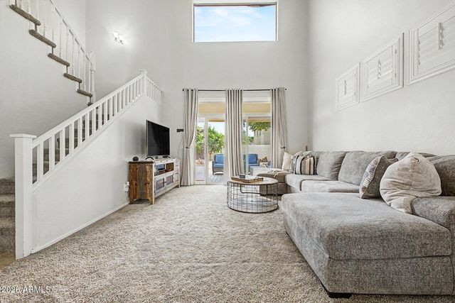 6757 W Tether Trail, Peoria, AZ 85383