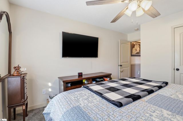 870 Vandenburg Drive, Boiling Springs, SC 29316