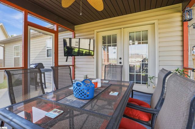 870 Vandenburg Drive, Boiling Springs, SC 29316