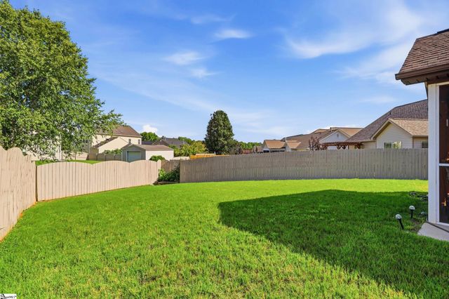 870 Vandenburg Drive, Boiling Springs, SC 29316