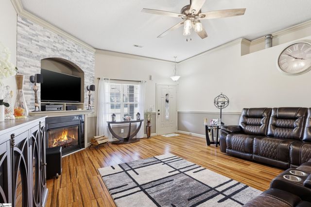 870 Vandenburg Drive, Boiling Springs, SC 29316