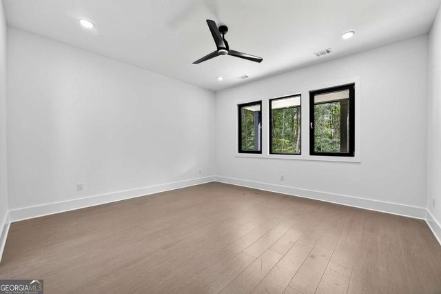 127 Deer Canyon Drive, Auburn, GA 30011