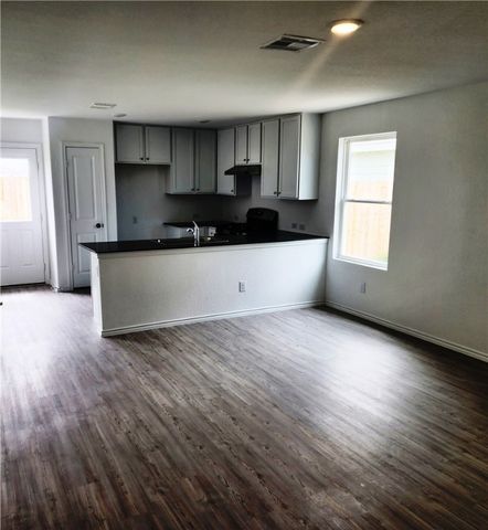 2726 Winterfell, Corpus Christi, TX 78415