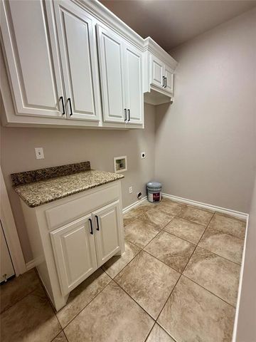 3705 Lambeth Street, Mustang, OK 73064
