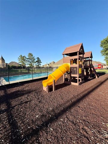 3705 Lambeth Street, Mustang, OK 73064