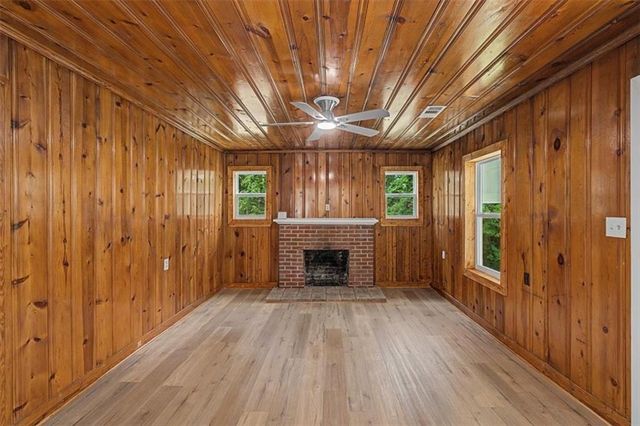 2115 Kings Road, Dalton, GA 30720