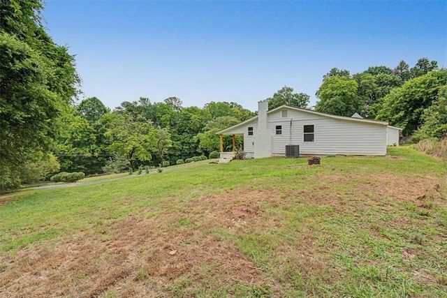 2115 Kings Road, Dalton, GA 30720