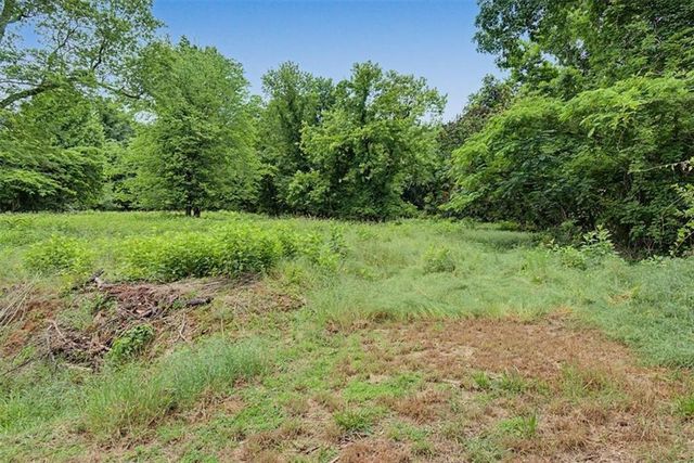 2115 Kings Road, Dalton, GA 30720