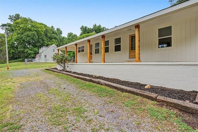 2115 Kings Road, Dalton, GA 30720