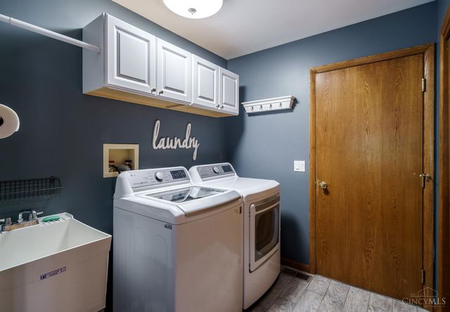 3151 Woodside Drive, Fairfield, OH 45014