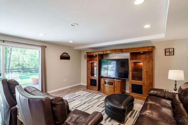 3151 Woodside Drive, Fairfield, OH 45014