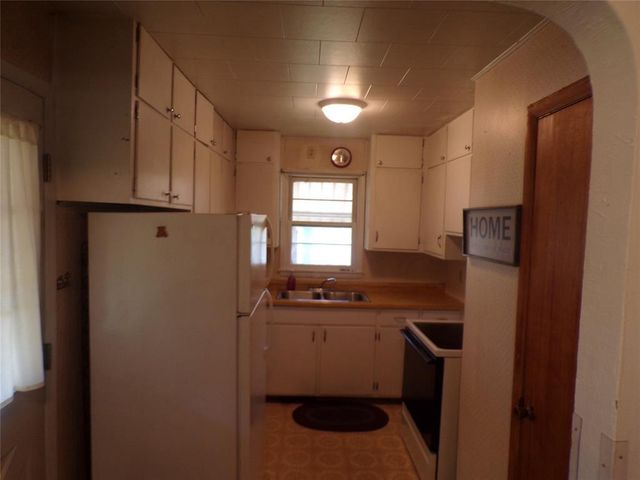 315 E Wisconsin Street, Chippewa Falls, WI 54729