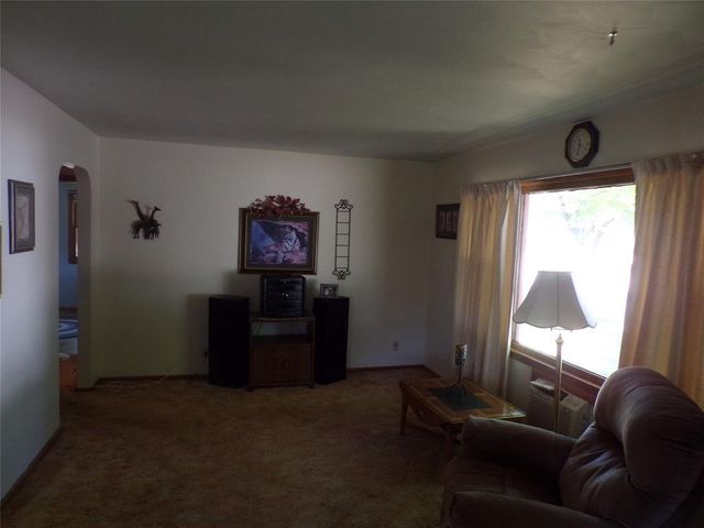 315 E Wisconsin Street, Chippewa Falls, WI 54729