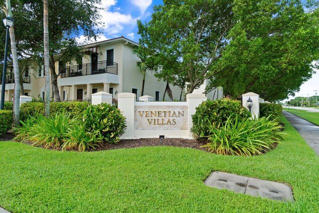 2501 Venetian Court, Boynton Beach, FL 33426