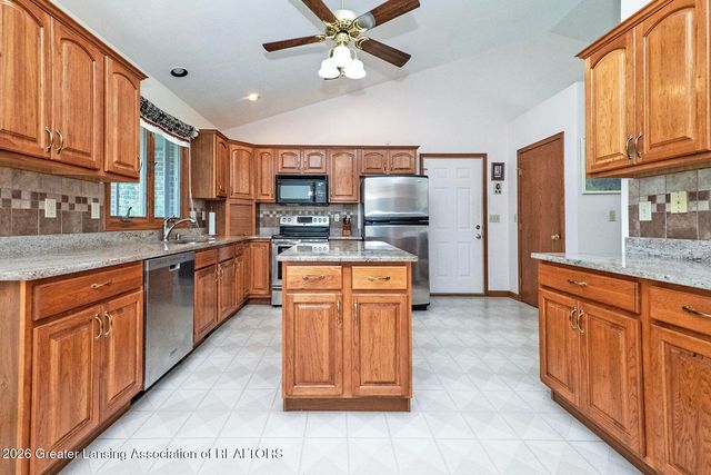 3629 Laureate Drive, Holt, MI 48842