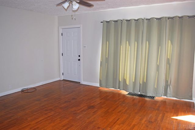 932 Joan Avenue, Evansville, IN 47711