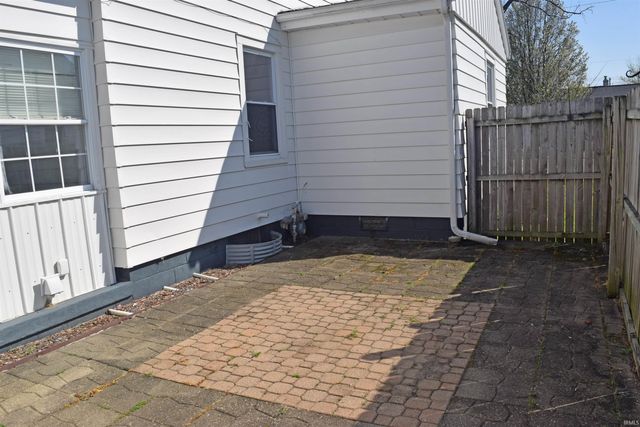 932 Joan Avenue, Evansville, IN 47711