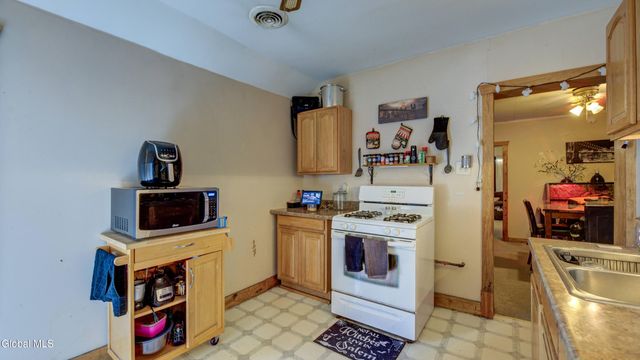 38 Temple Street, Gloversville, NY 12078