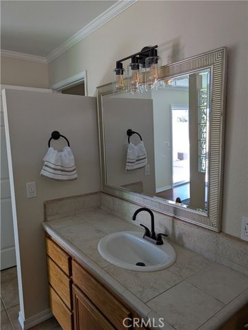 375 Kestrel Way, Nipomo, CA 93444