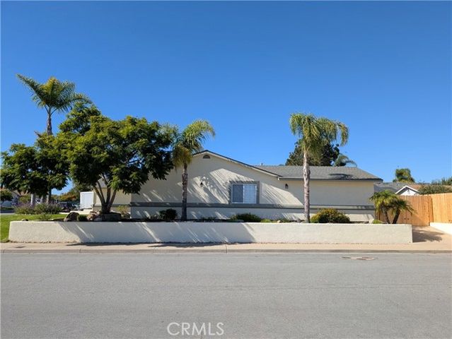 375 Kestrel Way, Nipomo, CA 93444