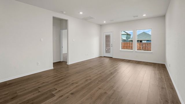 525 Epiphany Lane, Lavon, TX 75166