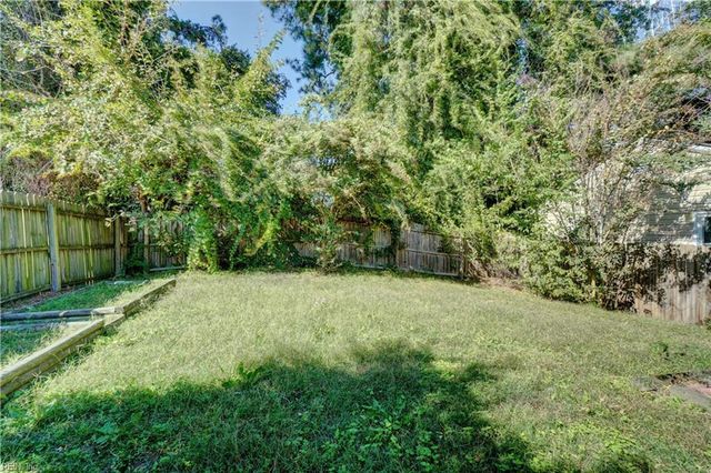 9541 12th Bay ST, Norfolk, VA 23518