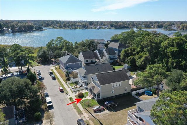 9541 12th Bay ST, Norfolk, VA 23518