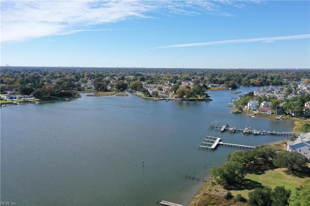 9541 12th Bay ST, Norfolk, VA 23518