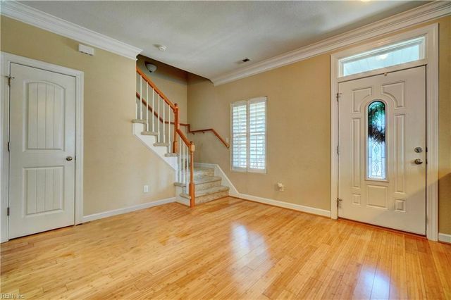 9541 12th Bay ST, Norfolk, VA 23518