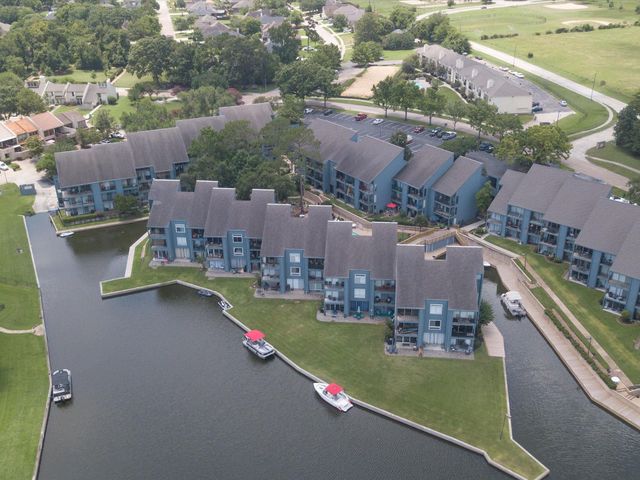 12500 Melville Drive 246D, Montgomery, TX 77356
