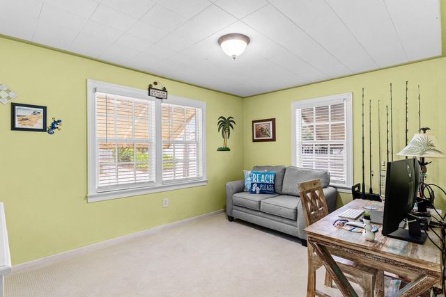 411 3rd Avenue N, Lake Worth Beach, FL 33460