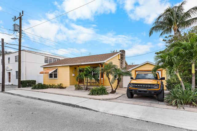 411 3rd Avenue N, Lake Worth Beach, FL 33460