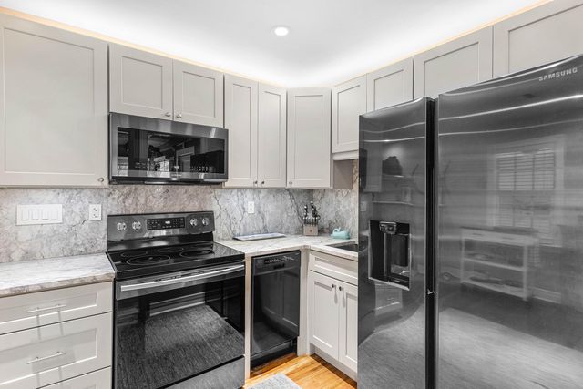 411 3rd Avenue N, Lake Worth Beach, FL 33460