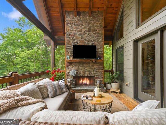 152 Oceola Drive 30, Ellijay, GA 30540