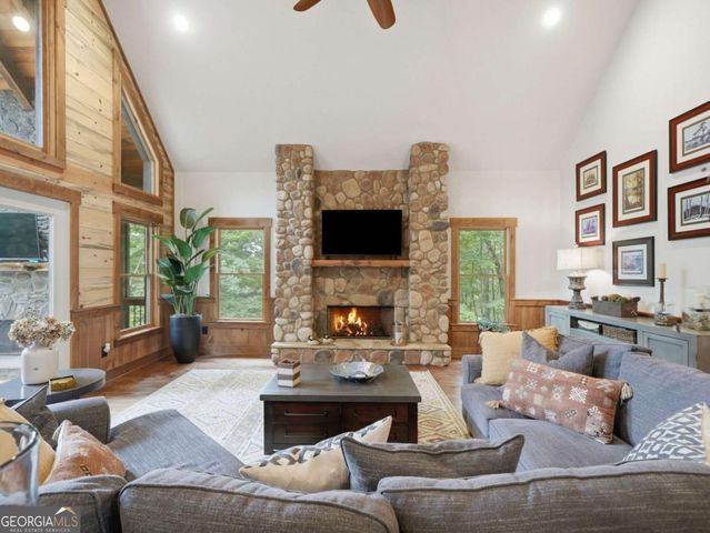 152 Oceola Drive 30, Ellijay, GA 30540