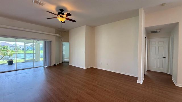 515 S Valencia Cir Circle SW, Vero Beach, FL 32968