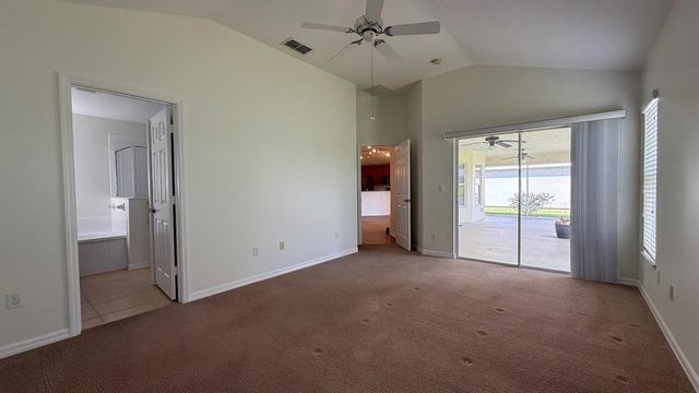 515 S Valencia Cir Circle SW, Vero Beach, FL 32968