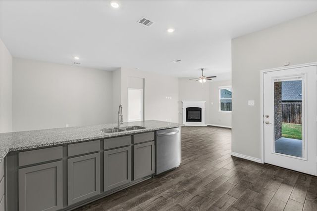 11309 Ponderosa Trail, Aubrey, TX 76227