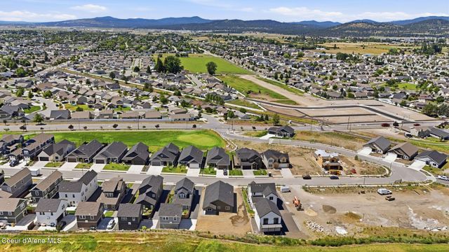 3476 N Blaze Loop, Post Falls, ID 83854