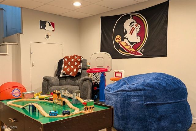 122 13th Street NE, New Philadelphia, OH 44663